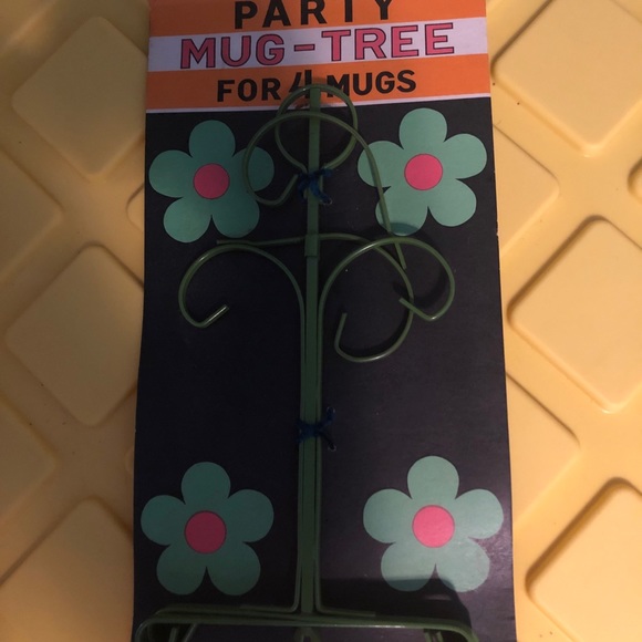 Vintage Metal Mug Tree - Picture 4 of 4